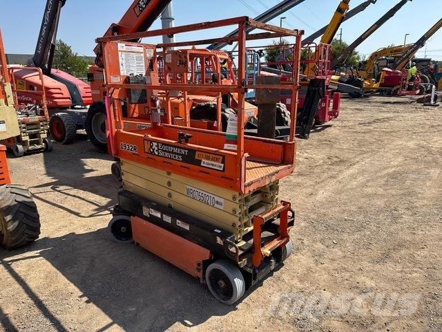 JLG 1932R Käärtõstukid