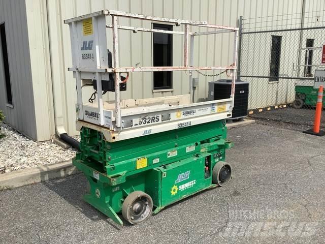 JLG 1932RS Käärtõstukid