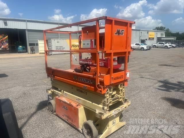 JLG 1932RS Käärtõstukid