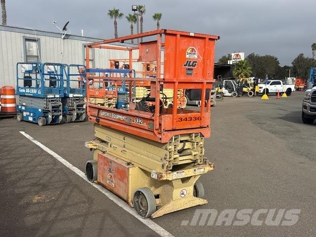 JLG 1932RS Käärtõstukid