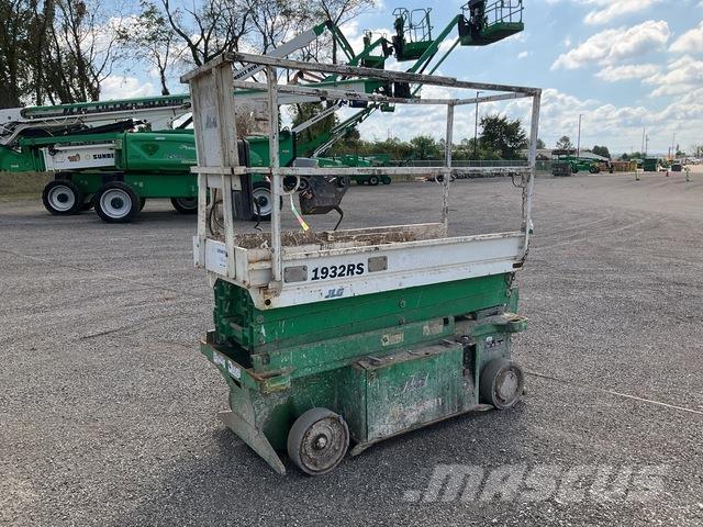 JLG 1932RS Käärtõstukid