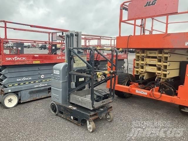 JLG 20MVL Vertikaalsed mast tõstukid