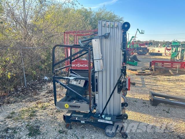 JLG 25AM Vertikaalsed mast tõstukid