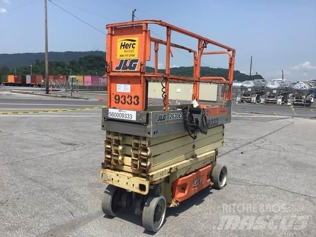 JLG 2630ES Käärtõstukid