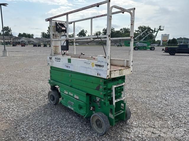 JLG 2632 ES Käärtõstukid