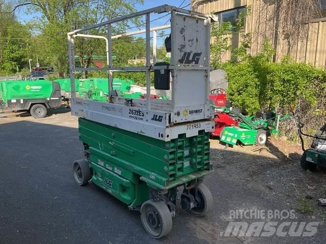 JLG 2632ES Käärtõstukid