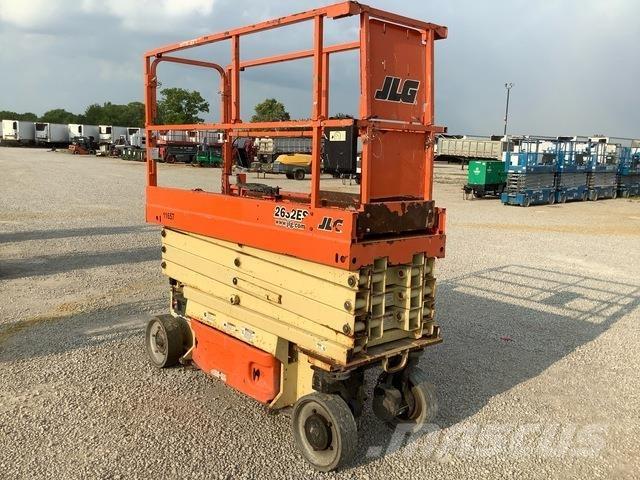 JLG 2632ES Käärtõstukid