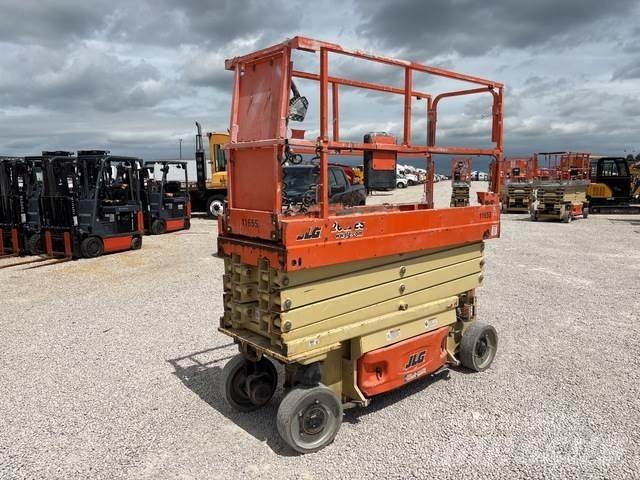 JLG 2632ES Käärtõstukid