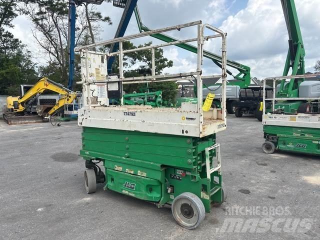 JLG 2632ES Käärtõstukid
