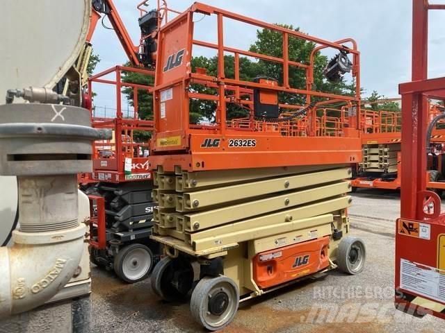 JLG 2632ES Käärtõstukid