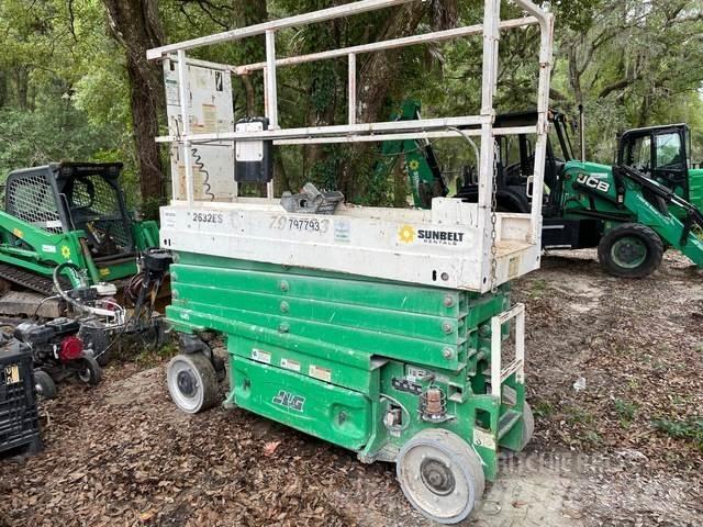 JLG 2632ES Käärtõstukid