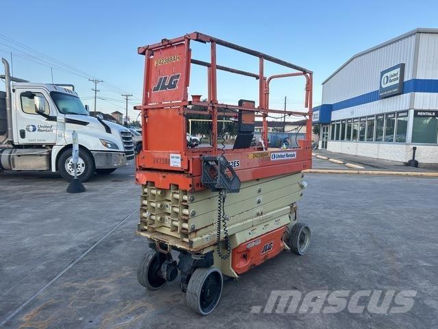 JLG 2632ES Käärtõstukid