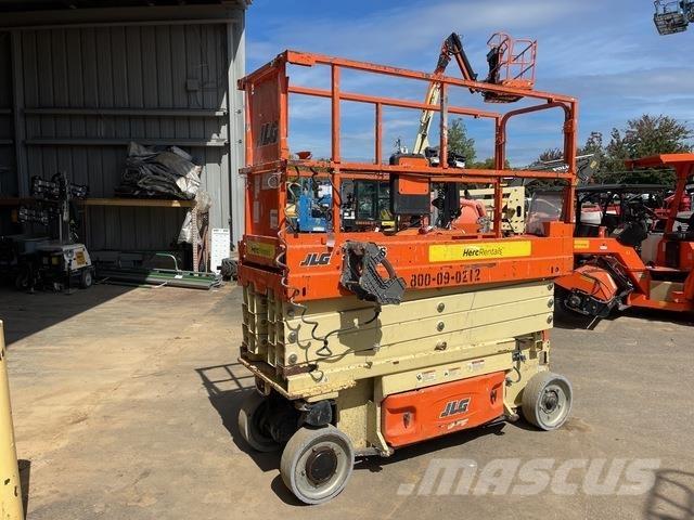 JLG 2632ES Käärtõstukid