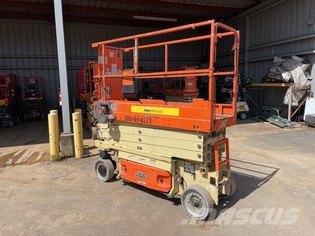 JLG 2632ES Käärtõstukid