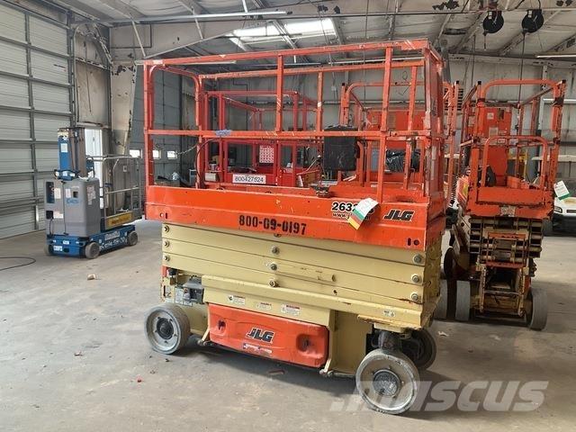 JLG 2632ES Käärtõstukid