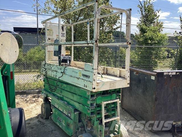 JLG 2632ES Käärtõstukid
