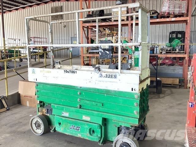 JLG 2632ES Käärtõstukid