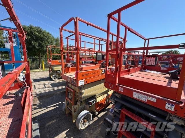 JLG 2632ES Käärtõstukid