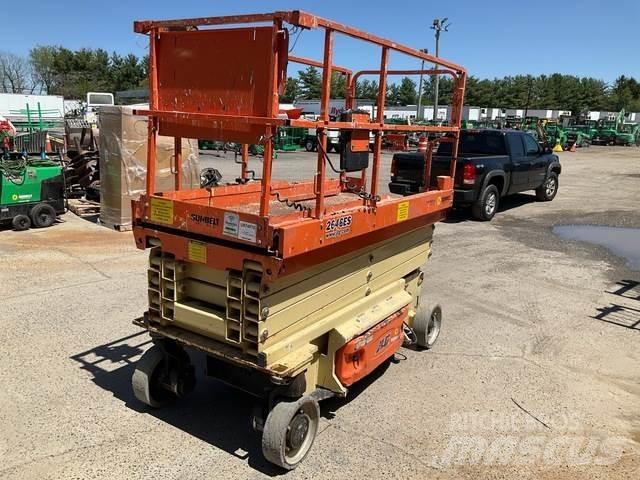 JLG 2646ES Käärtõstukid