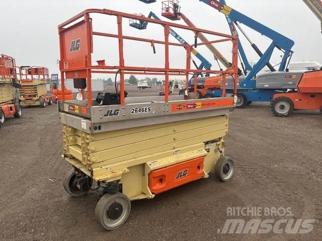 JLG 2646ES Käärtõstukid