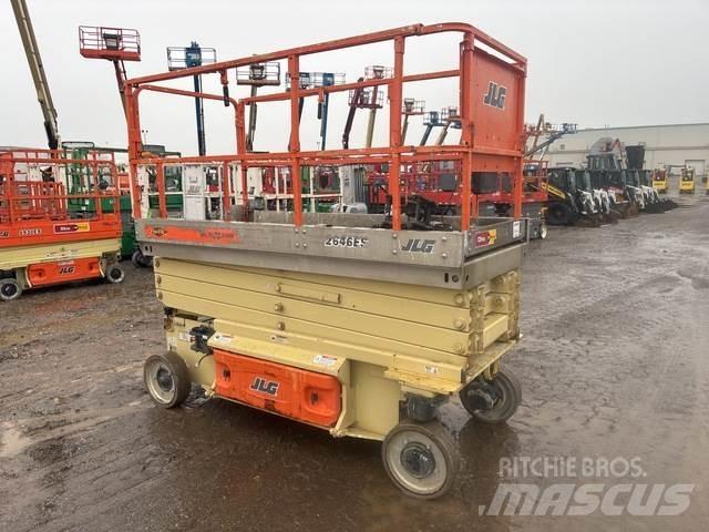 JLG 2646ES Käärtõstukid