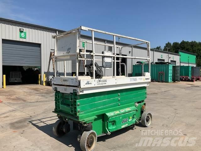 JLG 2646ES Käärtõstukid