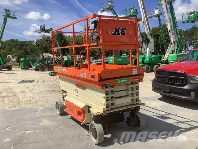 JLG 2646ES Käärtõstukid