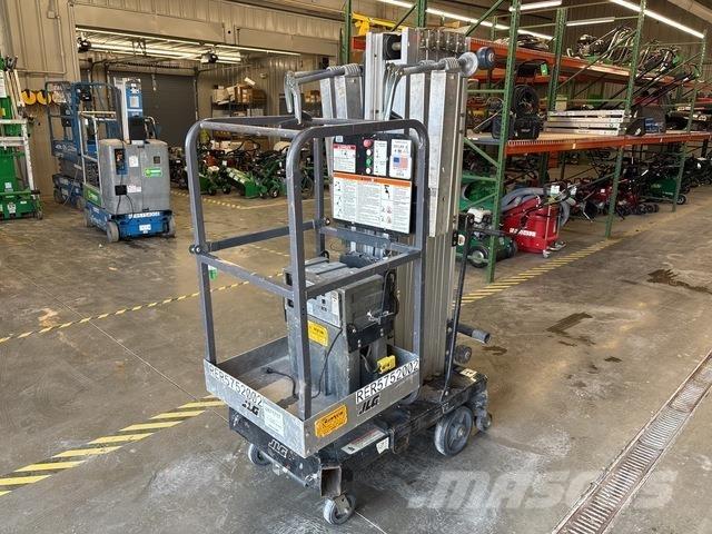 JLG 30AMDC Vertikaalsed mast tõstukid