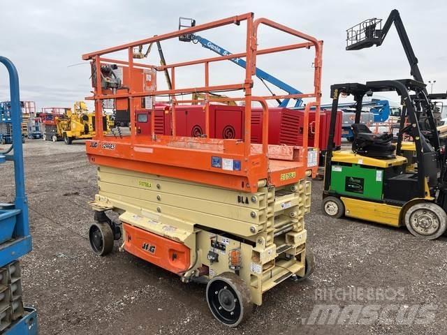 JLG 3246ES Käärtõstukid
