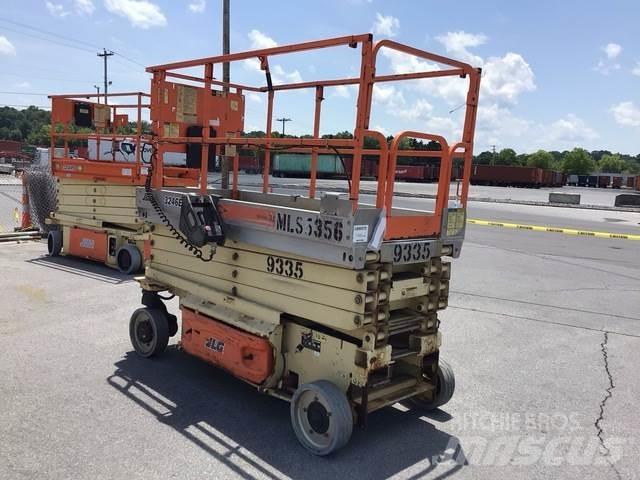 JLG 3246ES Käärtõstukid