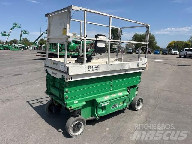JLG 3246ES Käärtõstukid