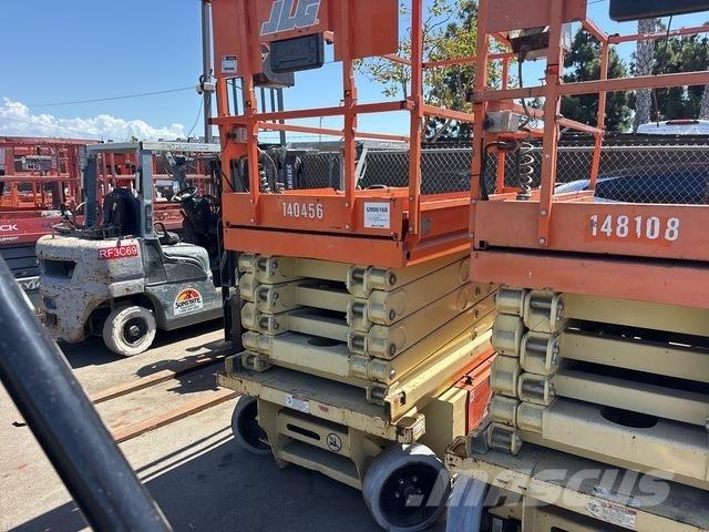 JLG 3248RS Käärtõstukid