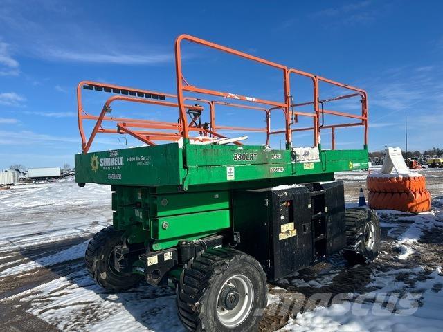 JLG 330LRT Käärtõstukid