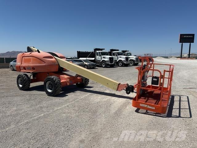 JLG 400S Teleskoop poomtõstukid
