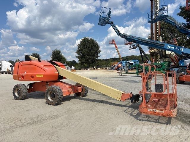 JLG 400S Teleskoop poomtõstukid
