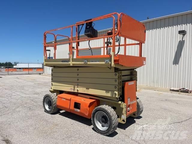 JLG 4069LE Käärtõstukid