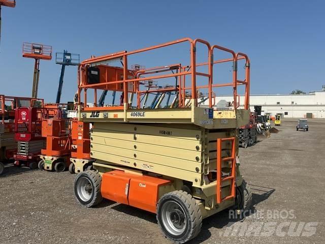 JLG 4069LE Käärtõstukid