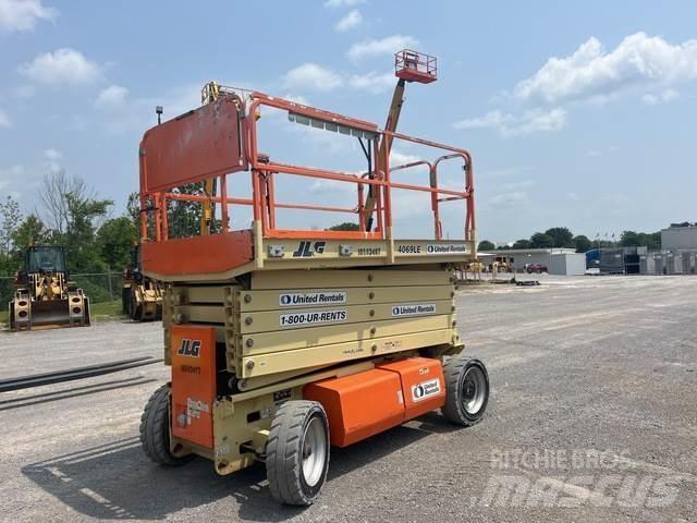 JLG 4069LE Käärtõstukid