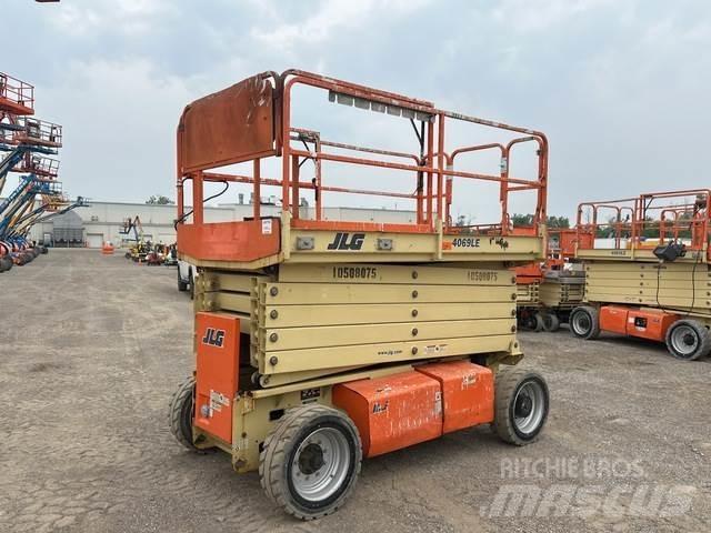 JLG 4069LE Käärtõstukid