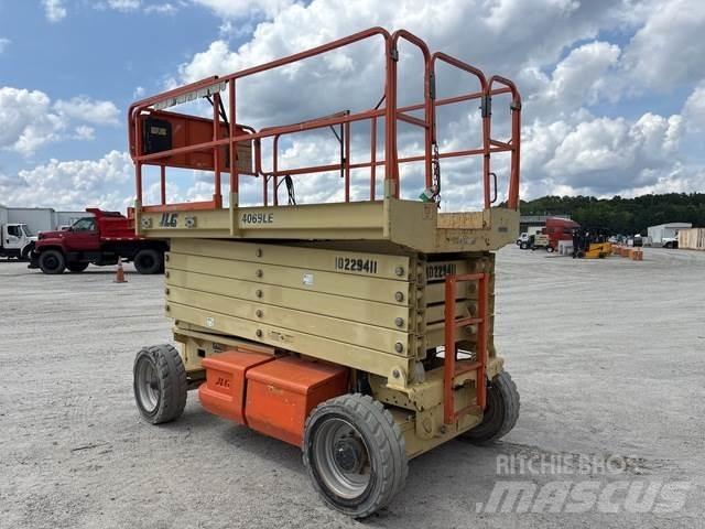 JLG 4069LE Käärtõstukid