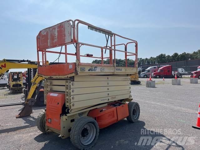 JLG 4069LE Käärtõstukid
