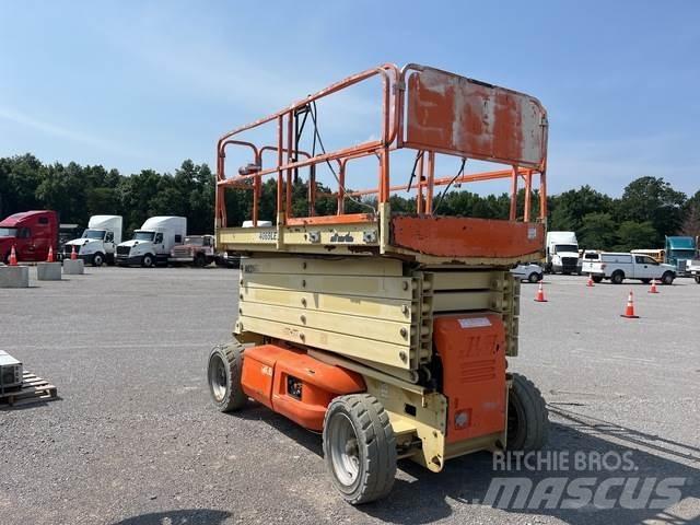 JLG 4069LE Käärtõstukid