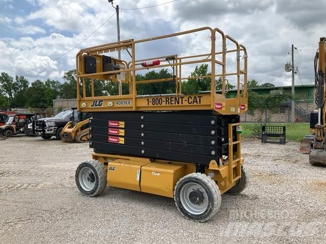 JLG 4069LE Käärtõstukid