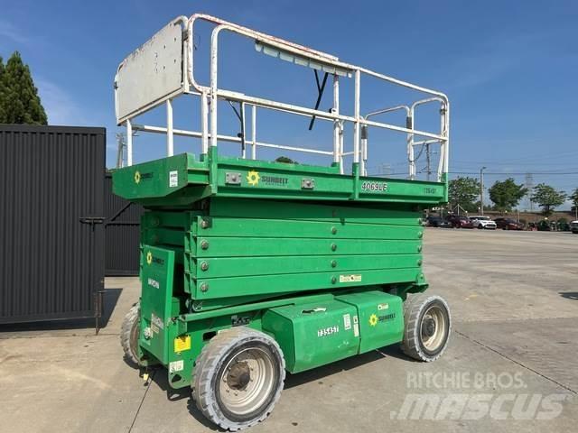 JLG 4069LE Käärtõstukid