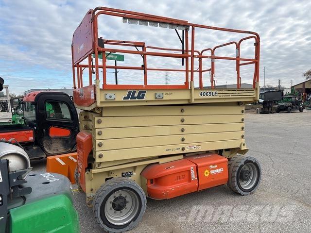 JLG 4069LE Käärtõstukid