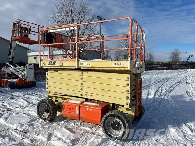 JLG 4069LE Käärtõstukid