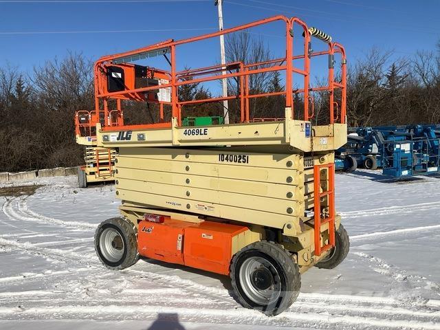 JLG 4069LE Käärtõstukid