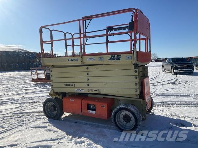 JLG 4069LE Käärtõstukid