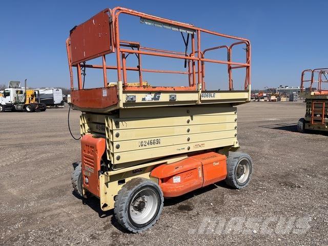 JLG 4069LE Käärtõstukid