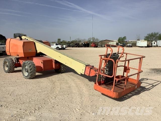 JLG 600S Teleskoop poomtõstukid